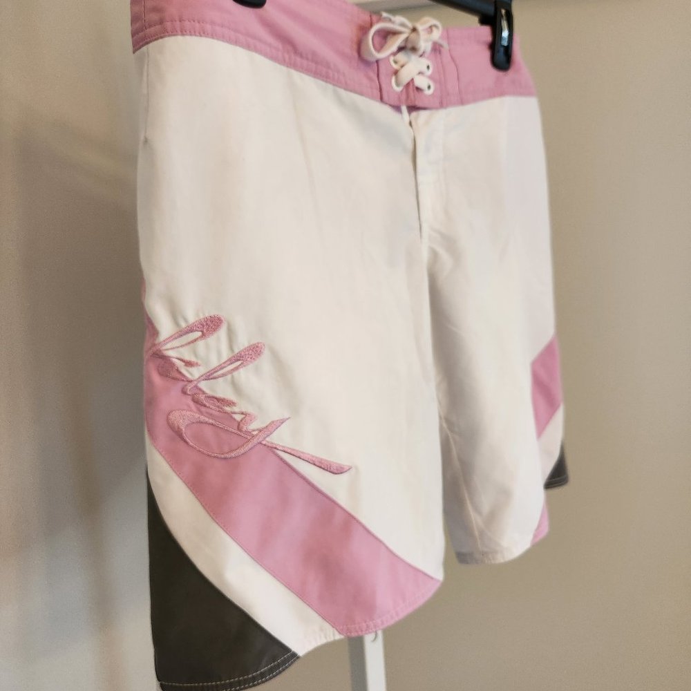 Oakley Women's Board Shorts (2303101)